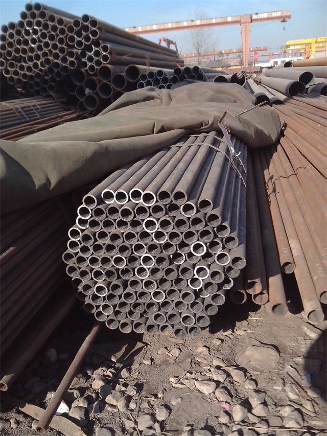 鞍山小口径无缝钢管