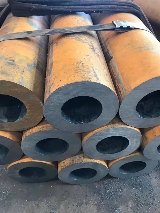 鞍山20号厚壁无缝钢管