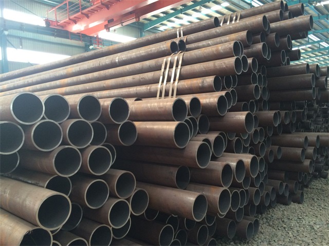 鞍山化肥设备用高压无缝钢管