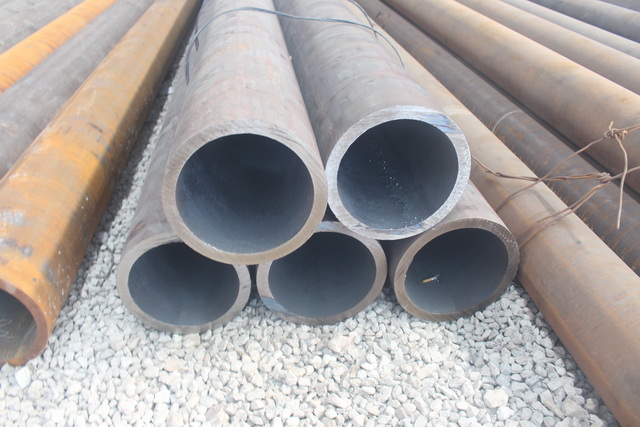 鞍山大口径壁厚无缝钢管