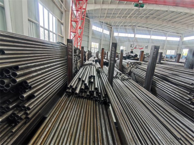 鞍山45cr精密无缝钢管
