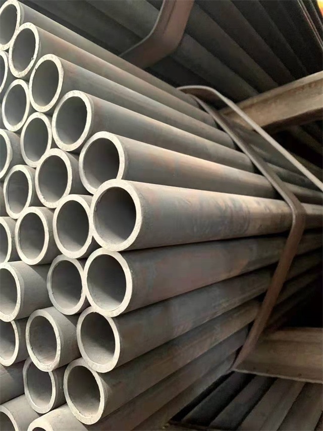 鞍山15CrMo结构钢管