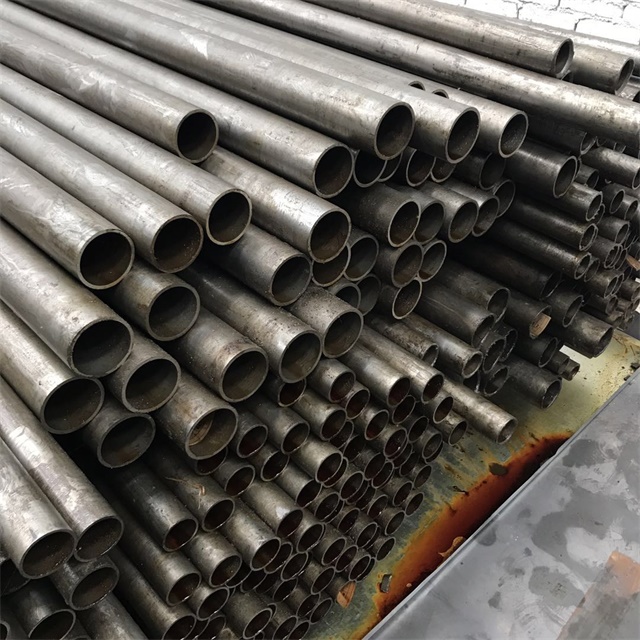 鞍山光亮无缝钢管厂