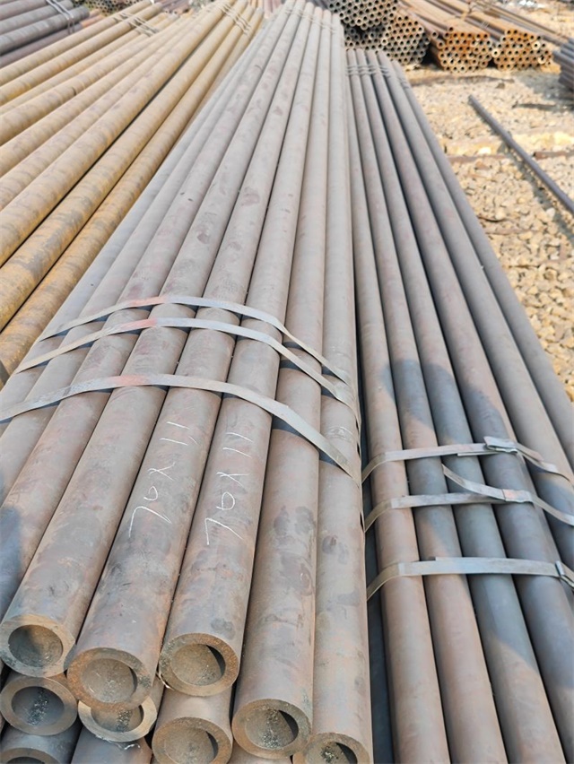 鞍山GB8163流体输送用无缝钢管