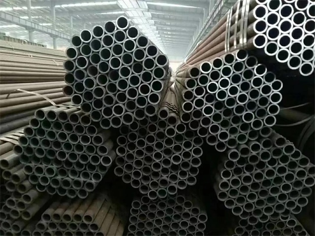 鞍山20#石油裂化用无缝钢管